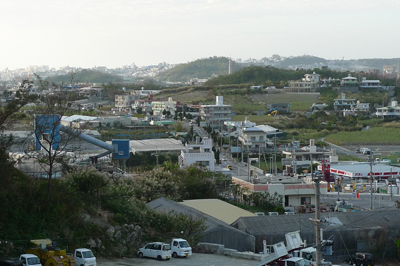 稲嶺十字路周辺（2） 沖縄風景アーカイブ 風景結々(ふうけいゆいゆい)～沖縄らしい風景づくりポータルサイト～