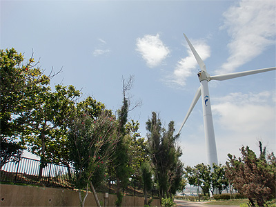 北谷公園風力発電機 | 沖縄風景アーカイブ | 風景結々(ふうけいゆい